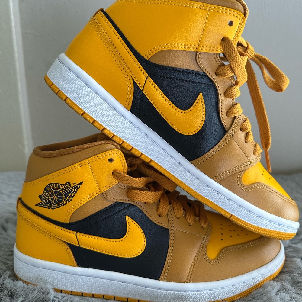 Nike Jordan 1 Black, Yellow, and Tan Sneakers